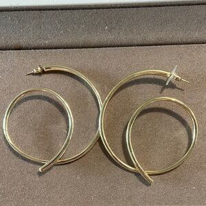 Kendra Scott Elegant Gold Hoop Earrings